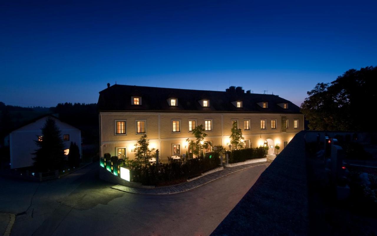 Landgasthof Winter Ardagger Stift Ngoại thất bức ảnh